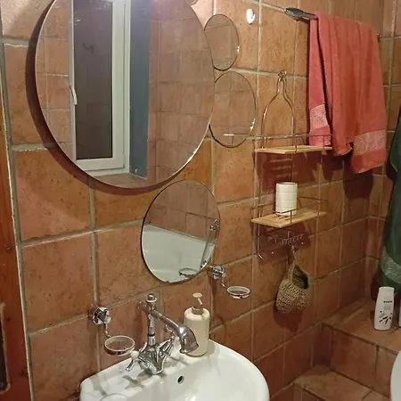 Roseart Star Apartment, Spacious Retreat Mrse